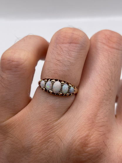 Antique 9ct rose gold opal ring