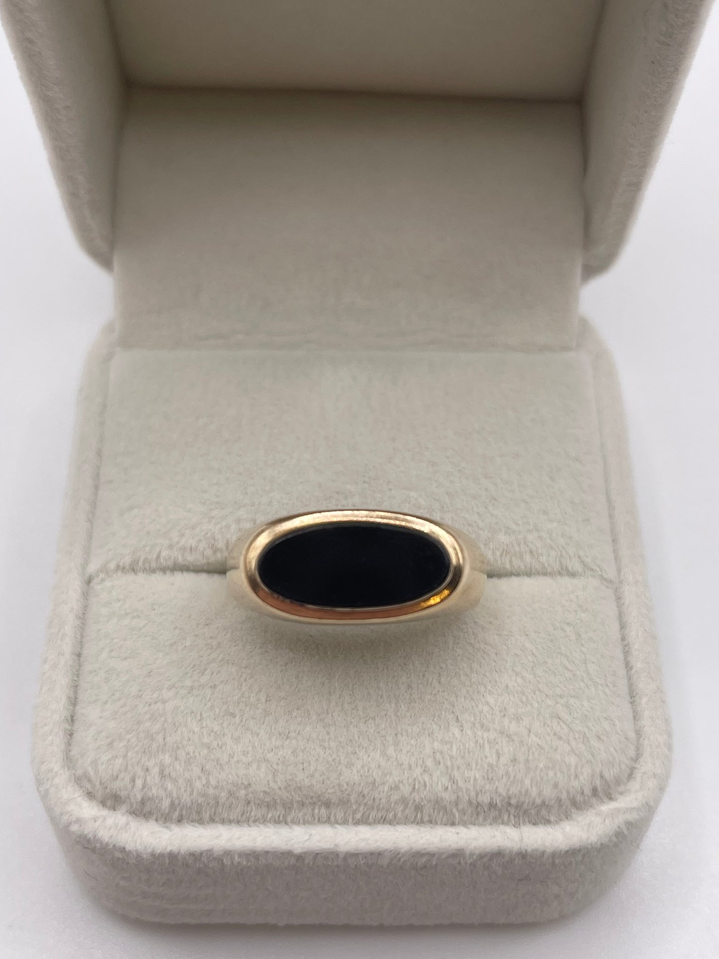 9ct gold onyx signet ring