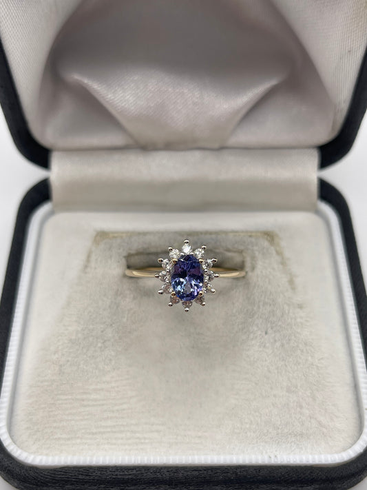 9ct gold tanzanite and zircon ring