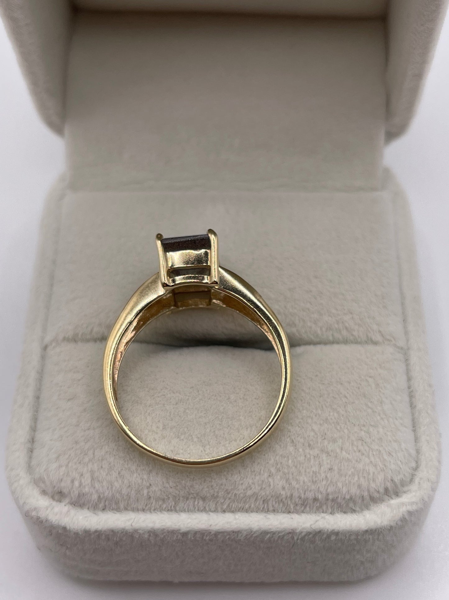 9ct gold labradorite ring