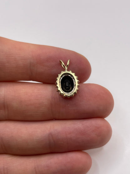 9ct gold sapphire and diamond pendant