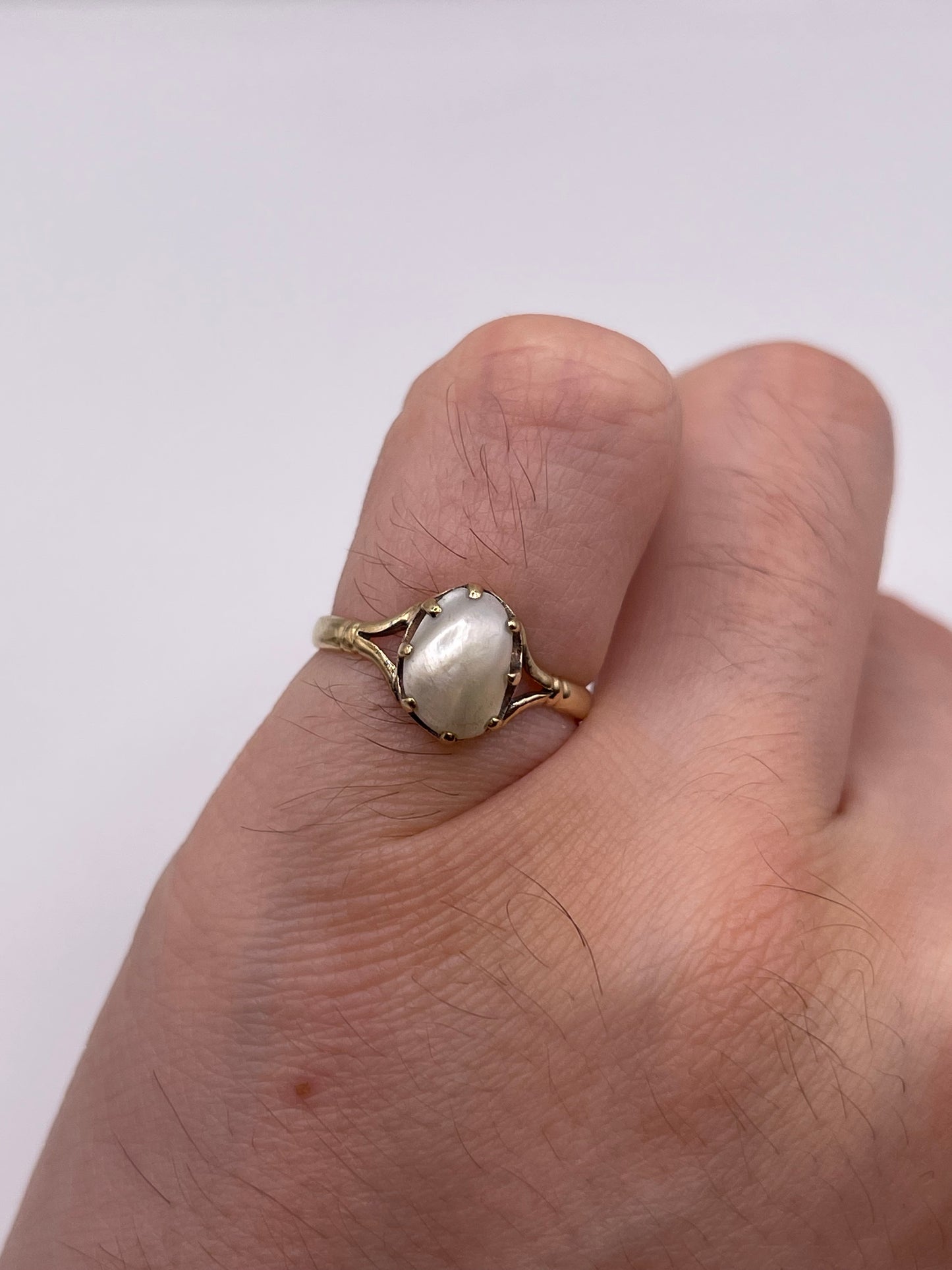 9ct gold pearl ring