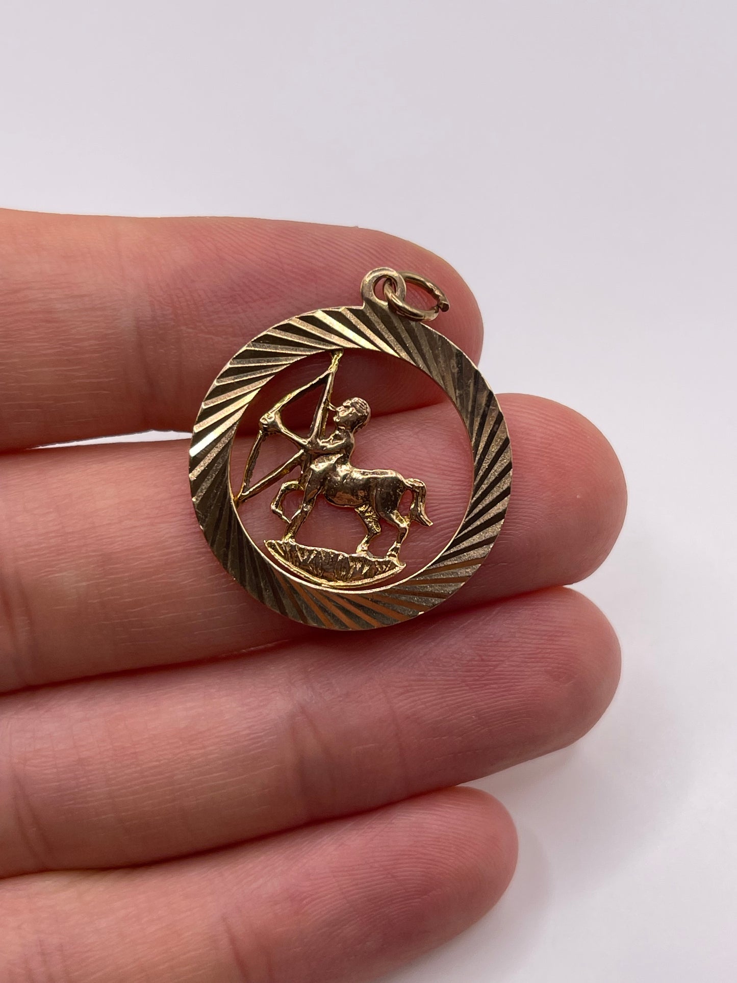 9ct gold Sagittarius pendant
