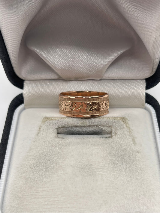 Antique 9ct rose gold patterned band