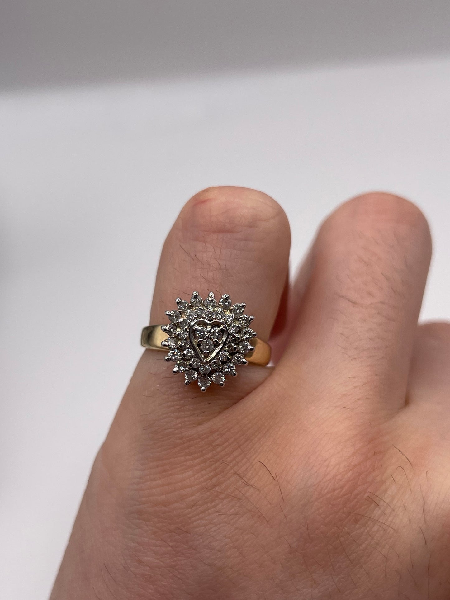 9ct gold diamond cluster ring
