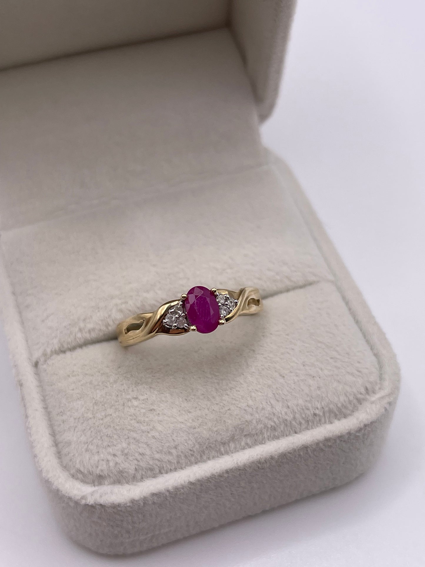 9ct gold ruby and diamond ring