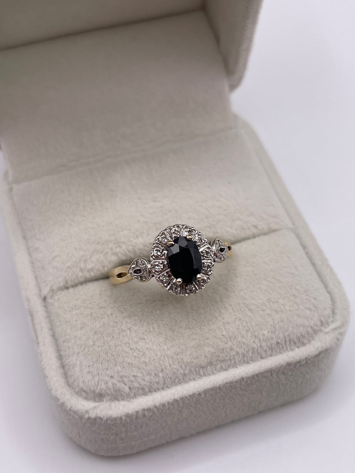 9ct gold sapphire and diamond ring