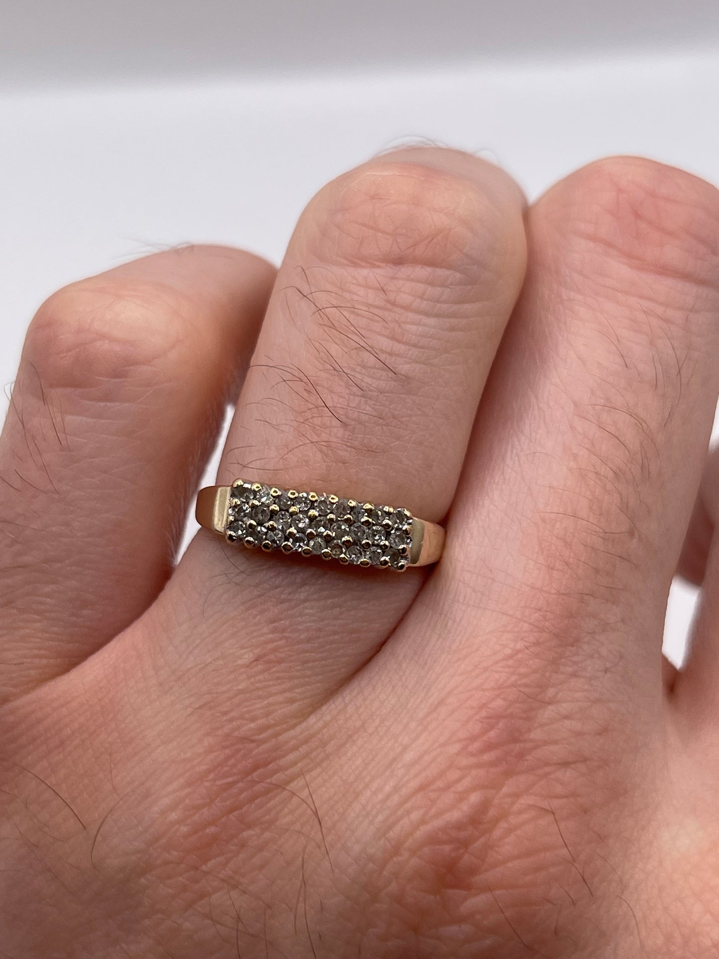 9ct gold diamond cluster ring