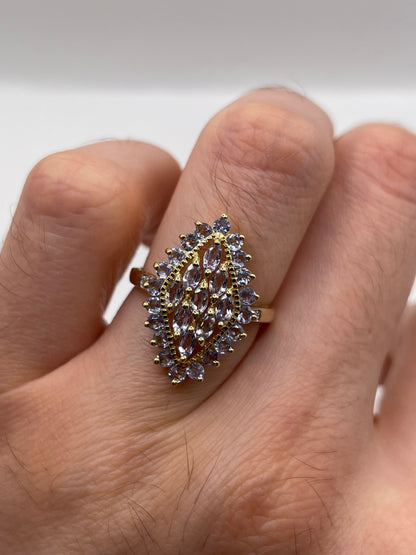 9ct gold tanzanite and diamond ring