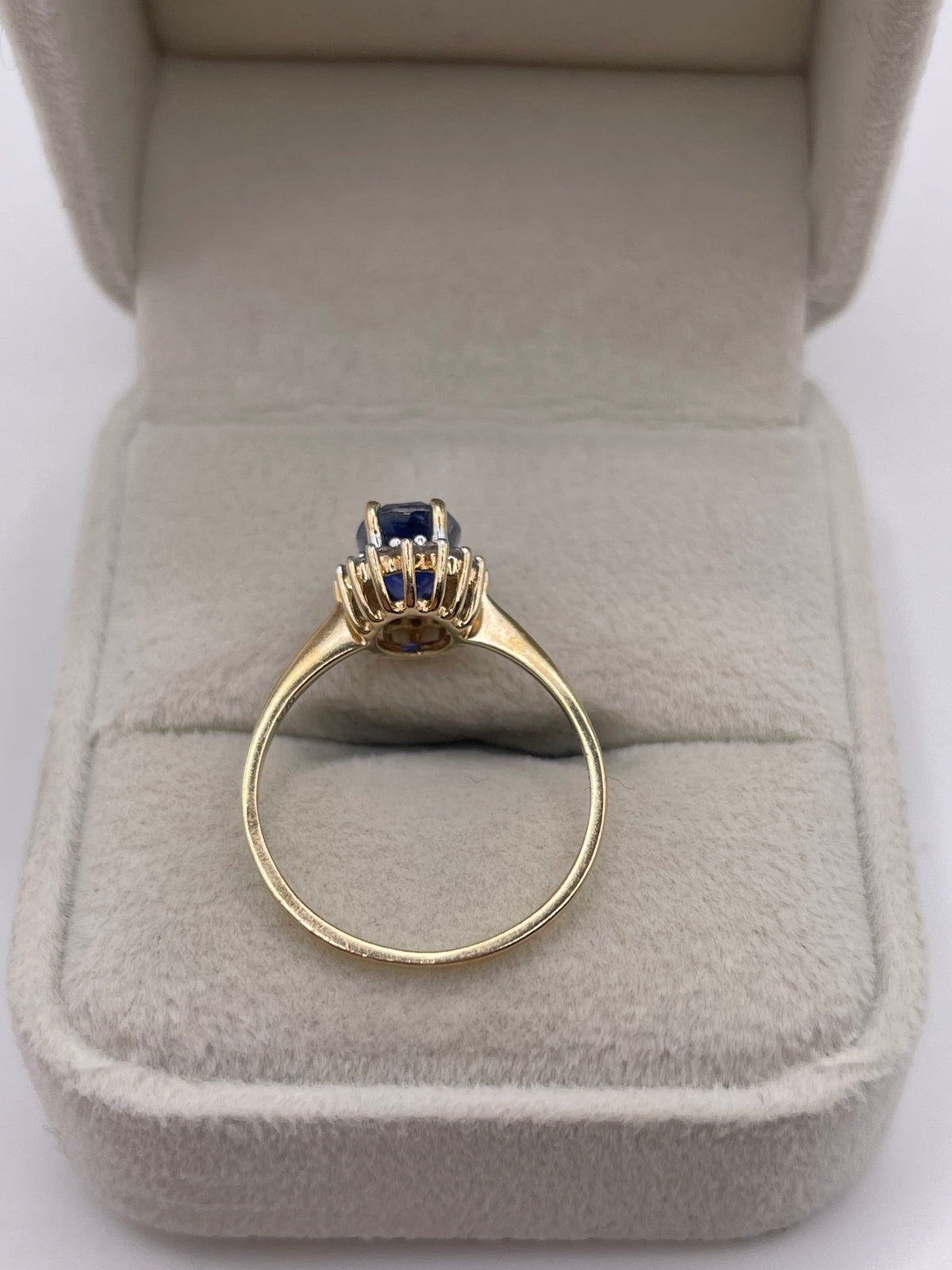 9ct gold kyanite and zircon ring