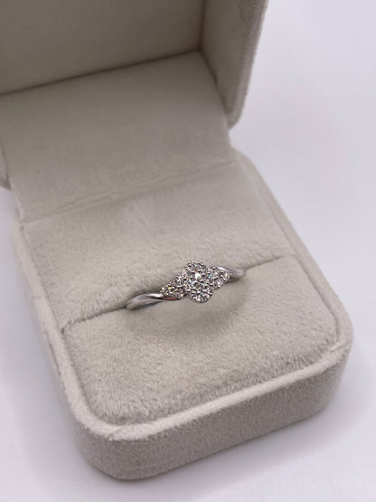 9ct white gold diamond cluster ring