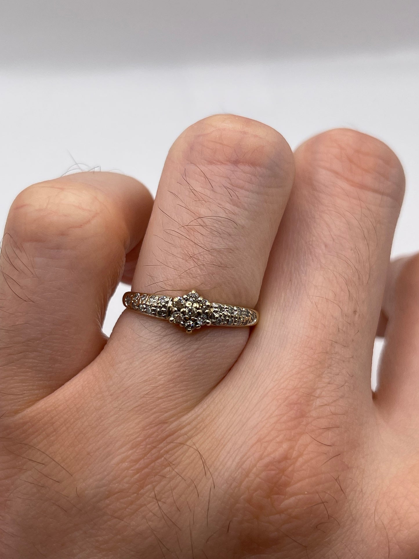 9ct gold diamond cluster ring