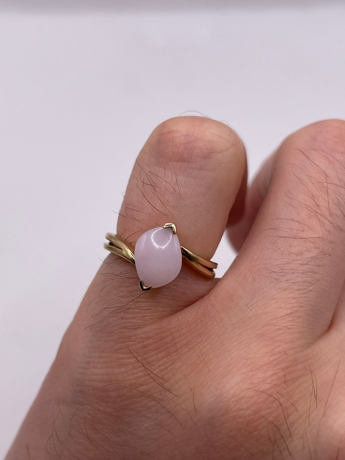 9ct gold pink opal ring