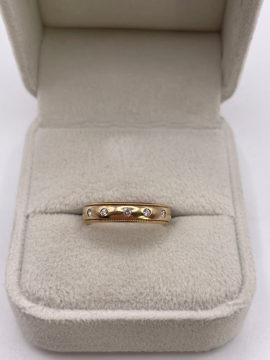 9ct gold diamond ring