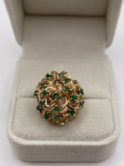 Heavy 9ct gold emerald cluster ring