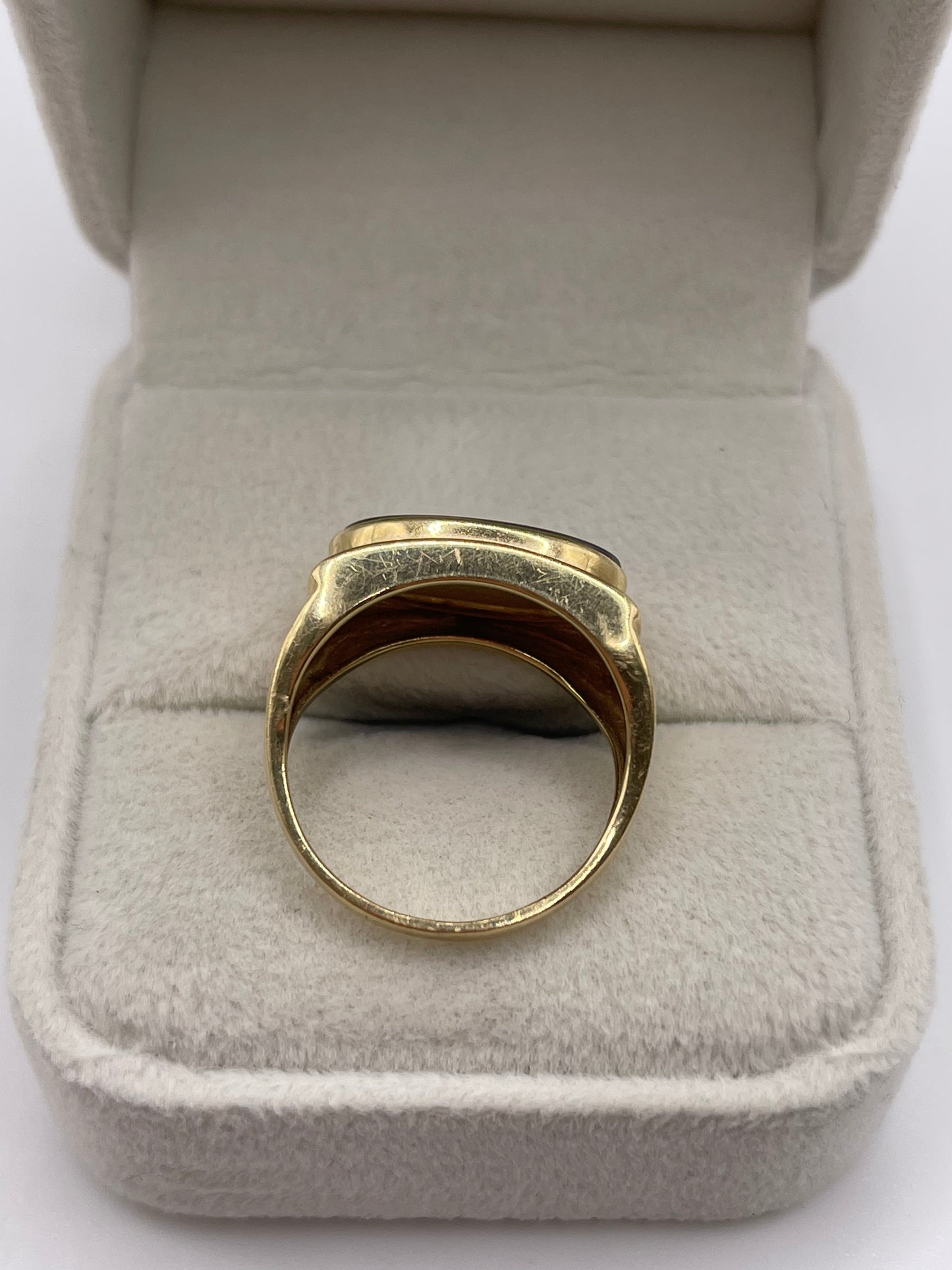 14ct gold Ammolite ring