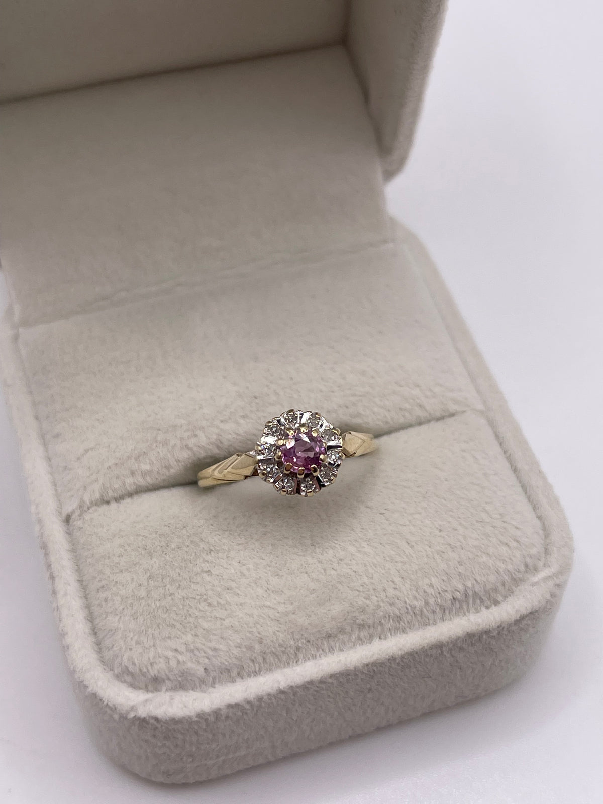 9ct gold ruby and diamond ring