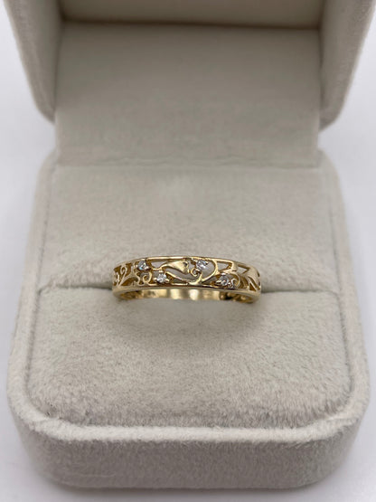 9ct gold diamond ring