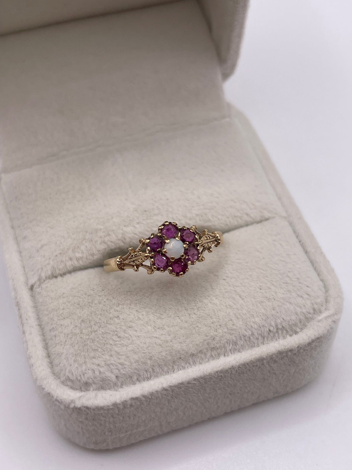 9ct gold opal and ruby ring