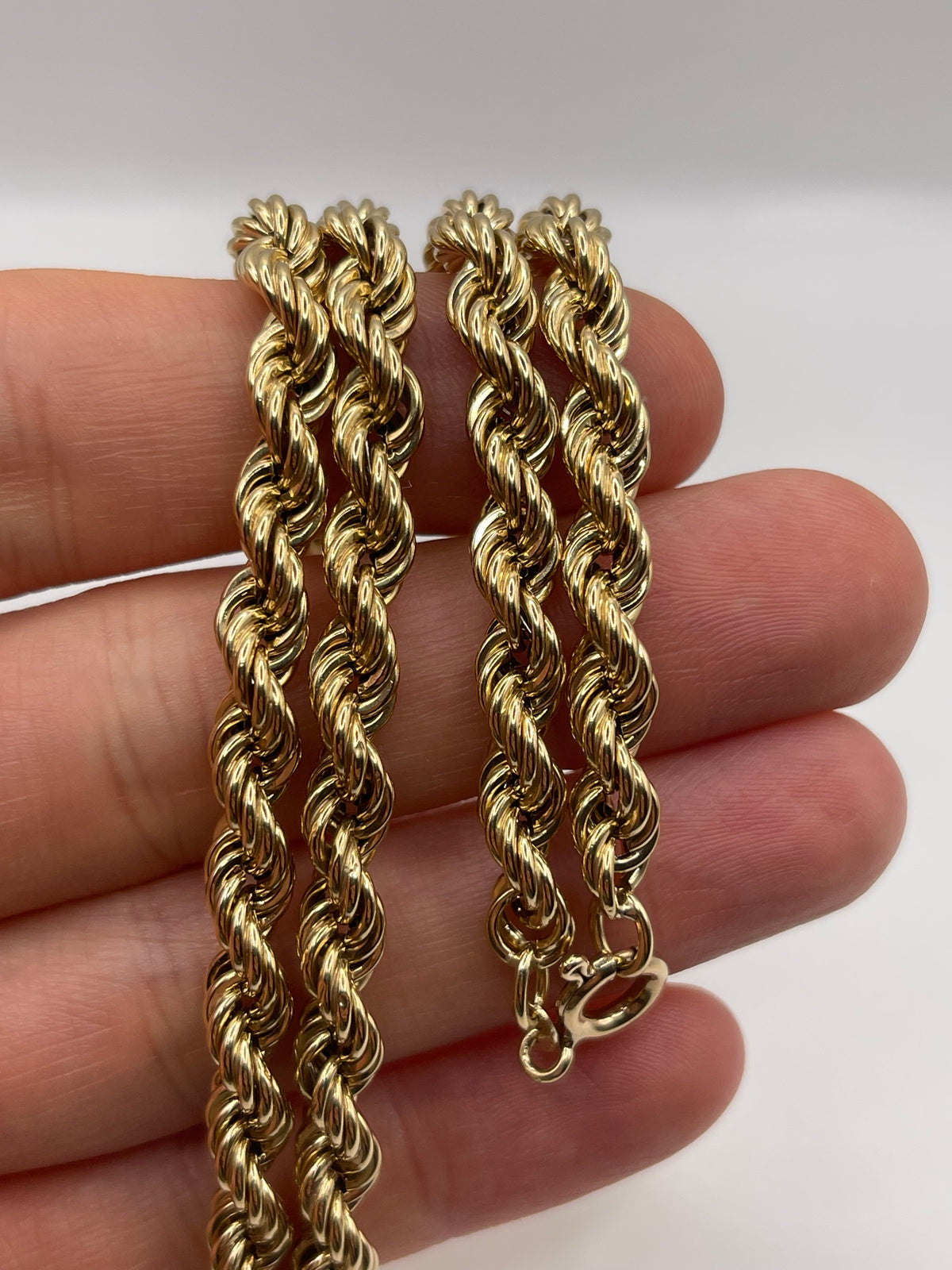 9ct gold chain 516