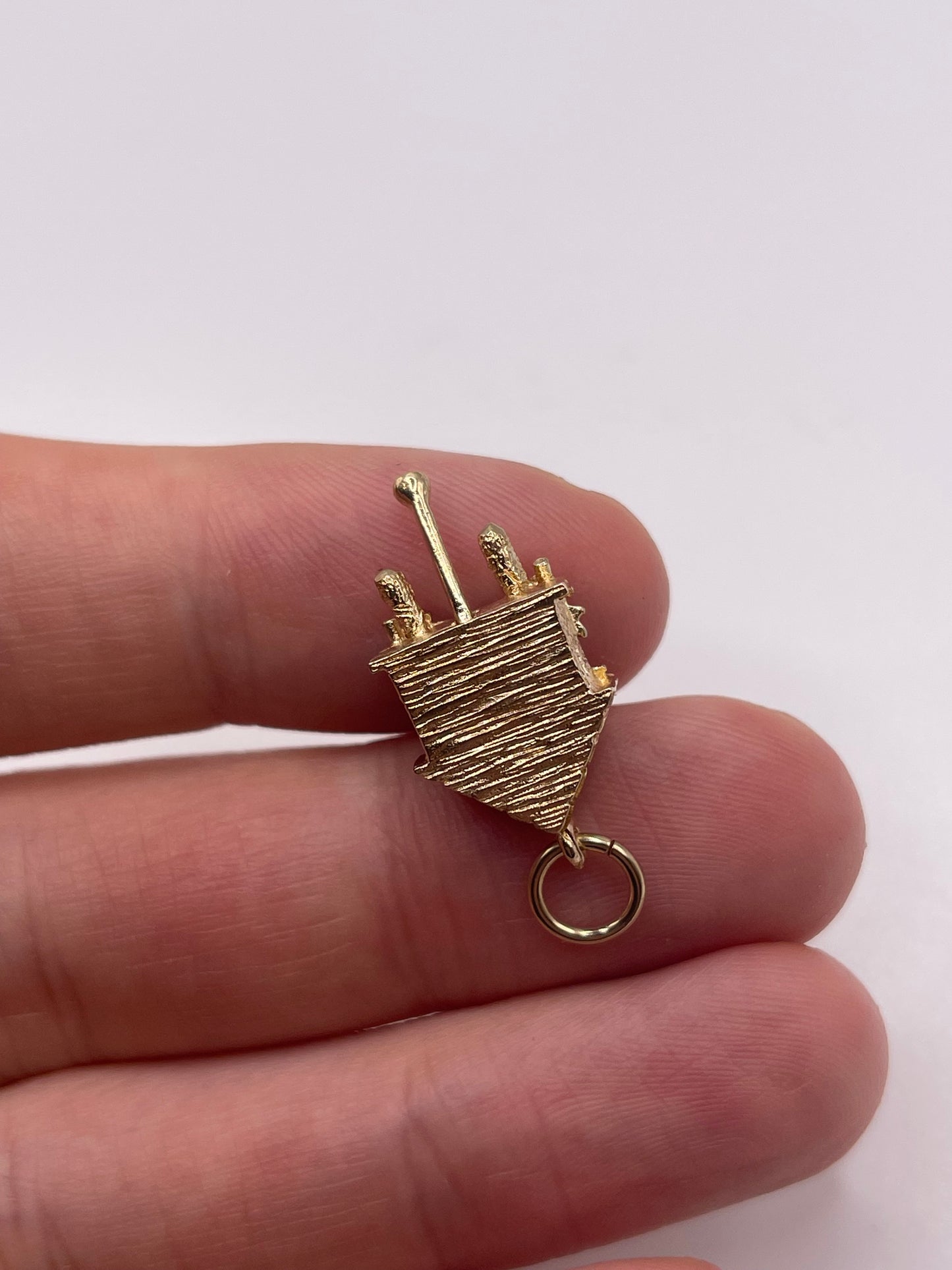 9ct gold cuckoo clock charm