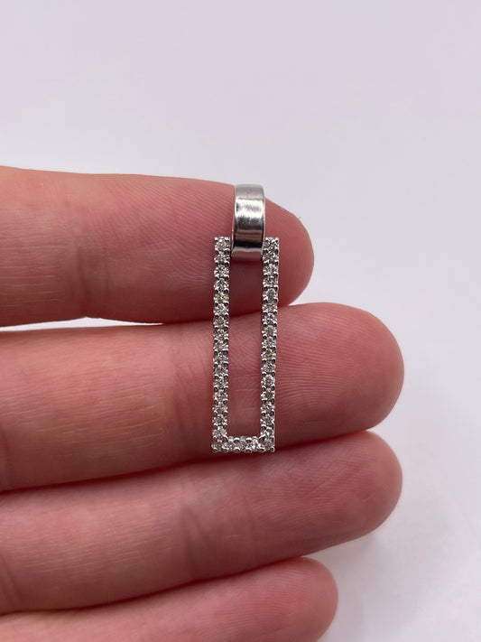 9ct white gold diamond pendant