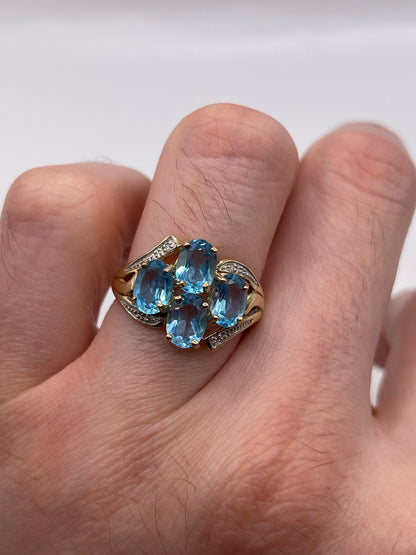 9ct gold topaz and diamond ring