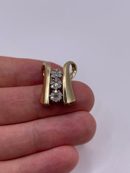 9ct gold diamond cluster pendant