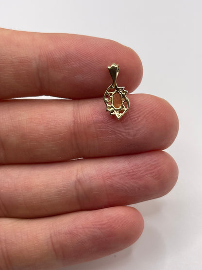 9ct gold citrine and diamond pendant