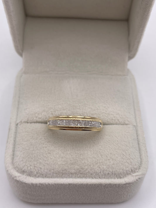 9ct gold diamond ring