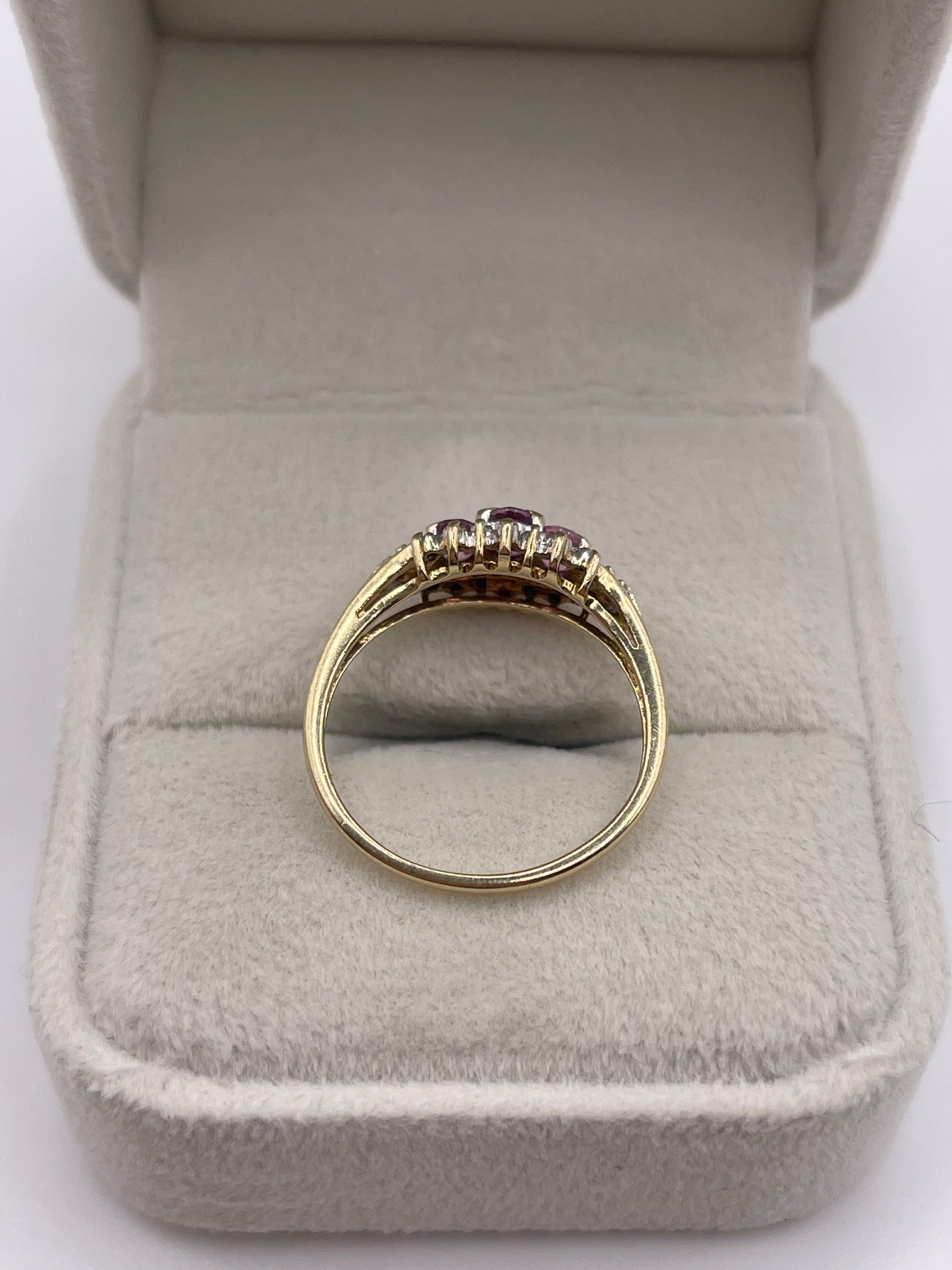 9ct gold pink sapphire and diamond ring