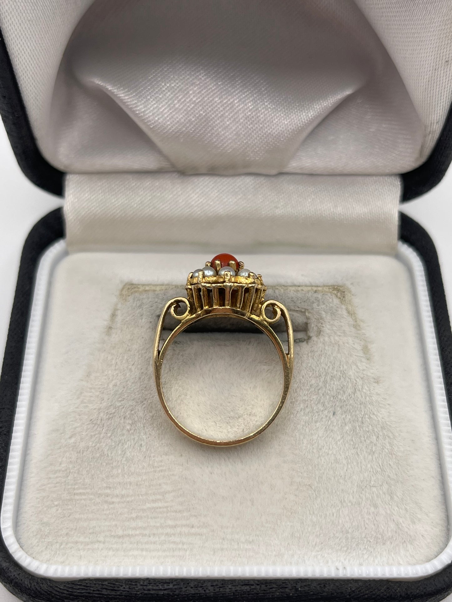 9ct gold coral and pearl ring