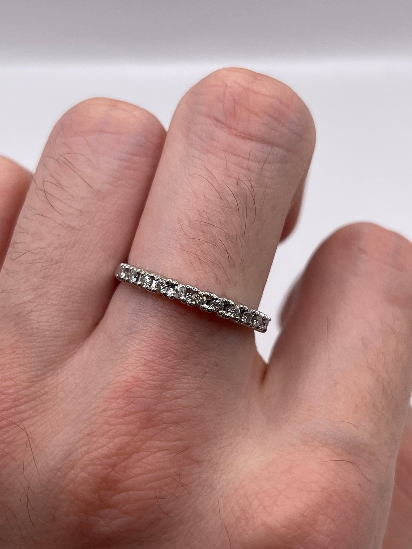 9ct white gold diamond ring