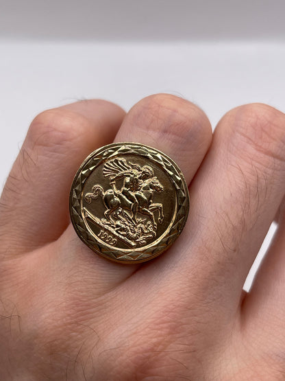 9ct gold St George medallion ring