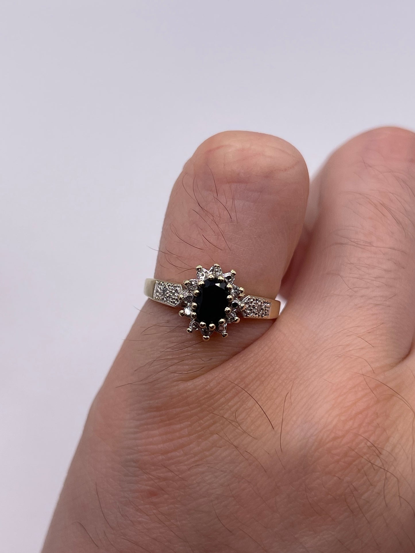 9ct gold sapphire and diamond ring