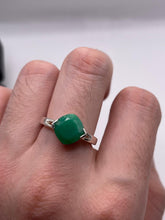 Load image into Gallery viewer, Silver gemstone ring
