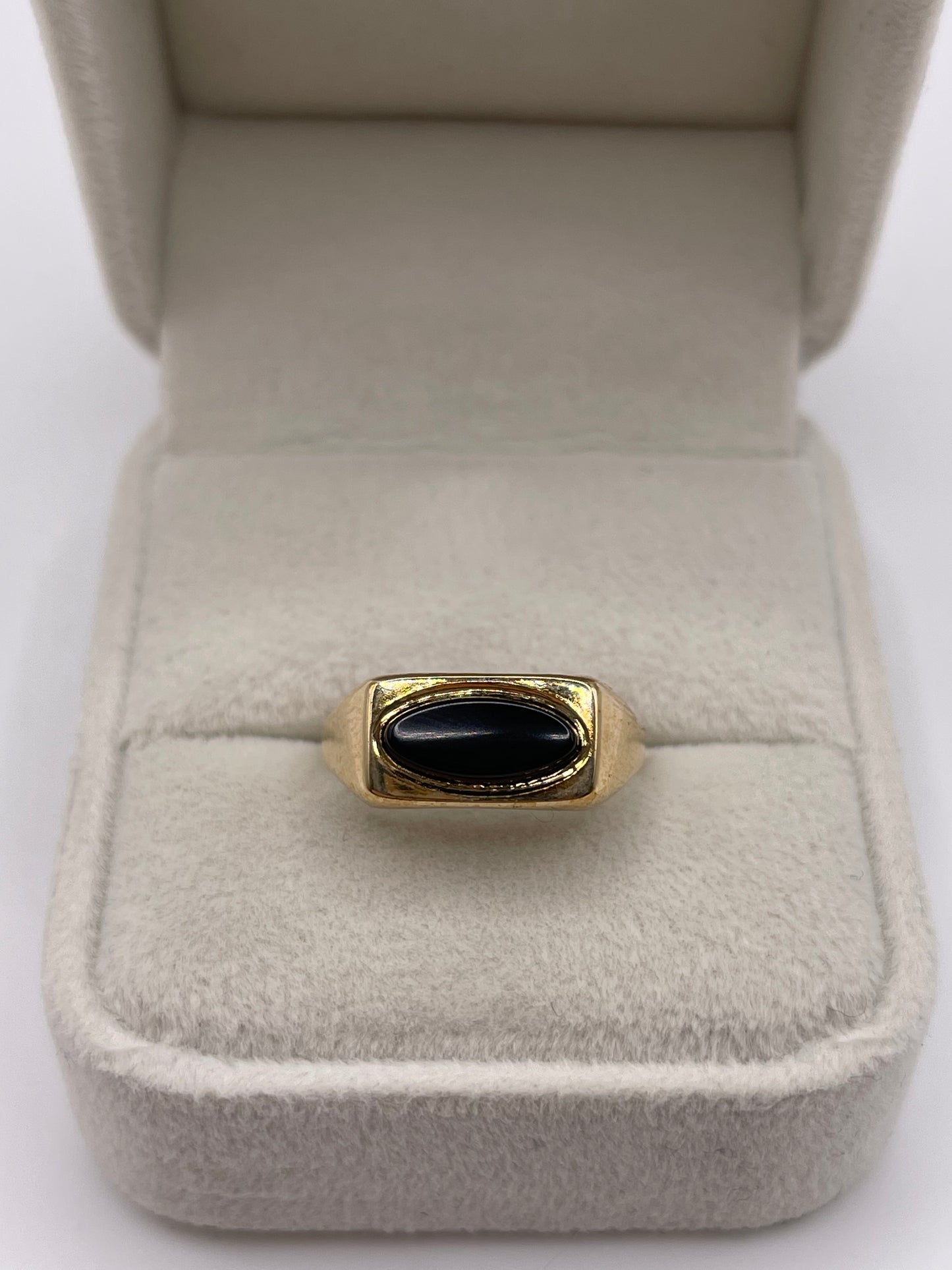 9ct gold onyx signet ring