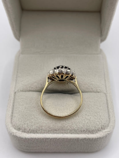9ct gold garnet and diamond ring