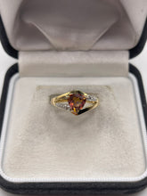Load image into Gallery viewer, 9ct gold topaz ring

