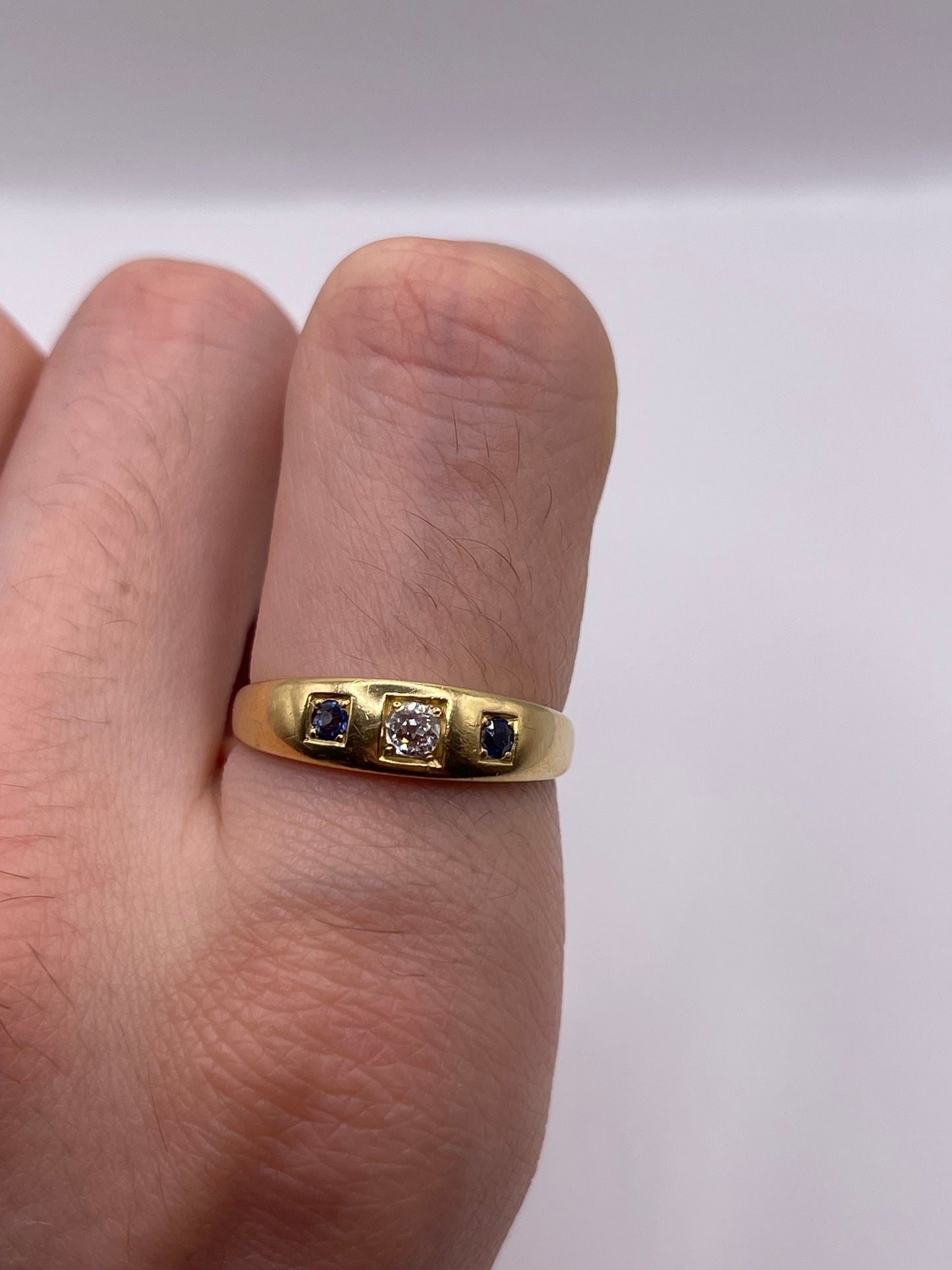 Antique 18ct gold sapphire and diamond gypsy ring