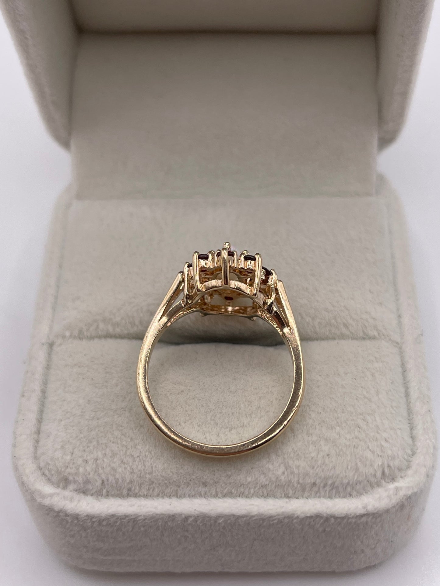 9ct gold opal and garnet ring