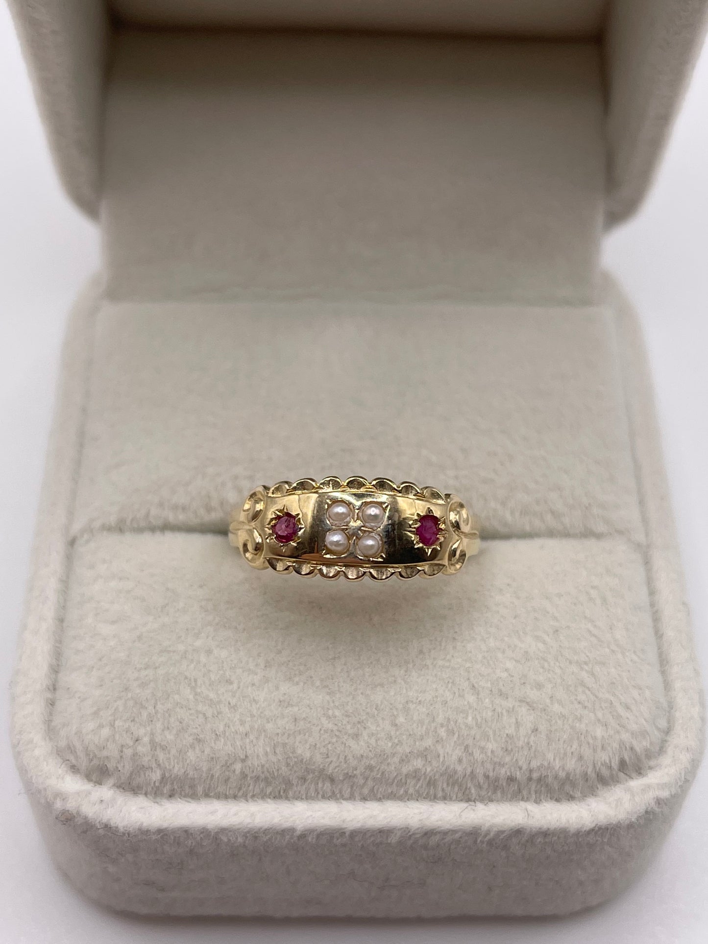 9ct gold ruby and pearl ring
