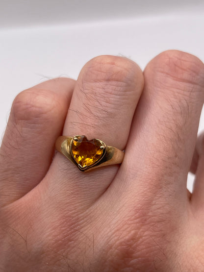 9ct gold citrine heart ring