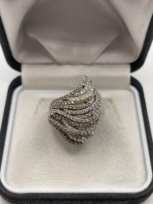 Effy 14ct white gold diamond ring