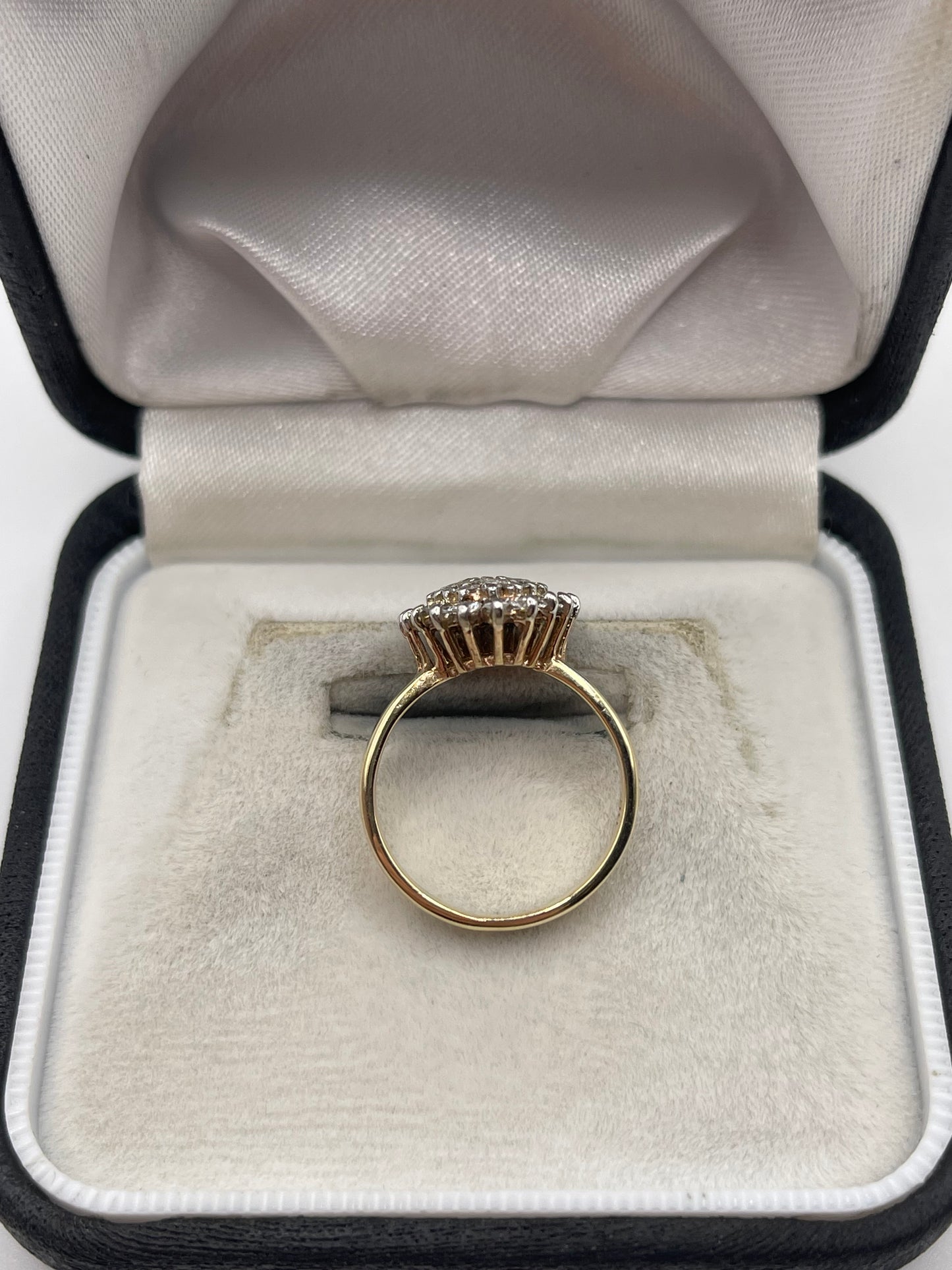9ct gold diamond cluster ring