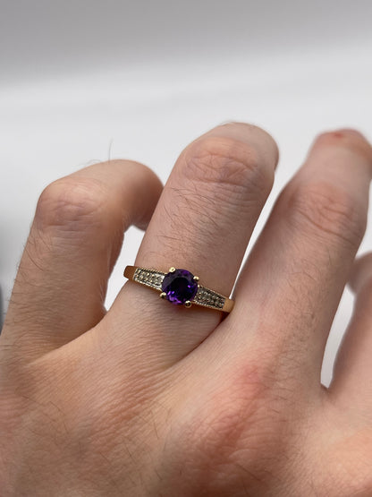 9ct gold amethyst and diamond ring