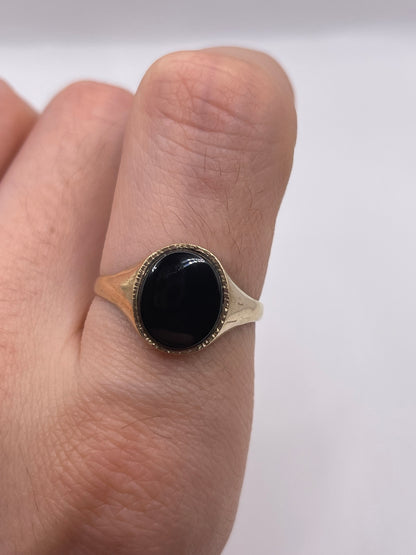 9ct gokd onyx signet ring