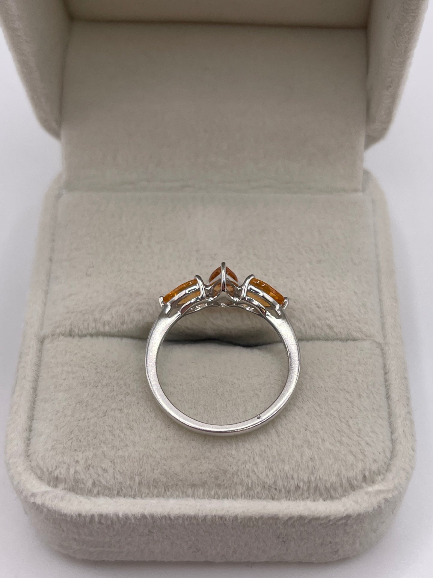 9ct white gold orange sapphire ring