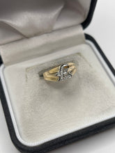 Load image into Gallery viewer, 9ct gold diamond £ ring
