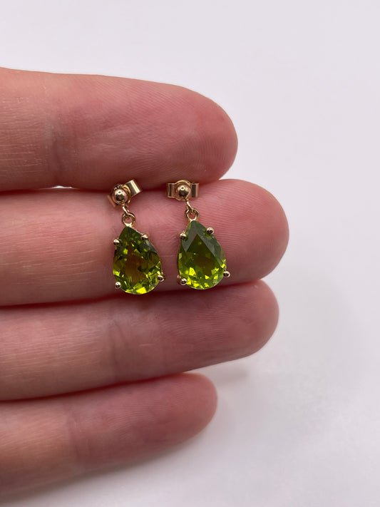 9ct gold peridot earrings